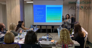 Dra Marjorie Gracerant impartiendo el I Curso de Ecografía para Medicina Estética